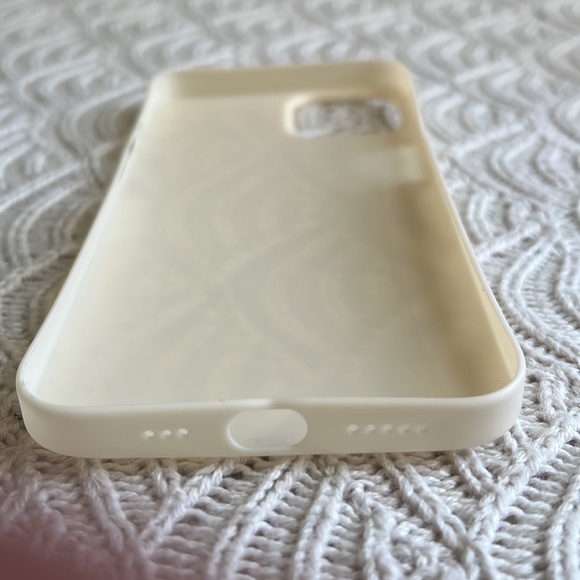 ☁️ Peel Super Thin IPhone 13 Case - Picture 9 of 12